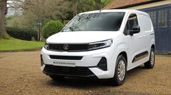 VAUXHALL COMBO M CARGO ELECTRIC 100kW Pro 52kWh H1 Van Auto